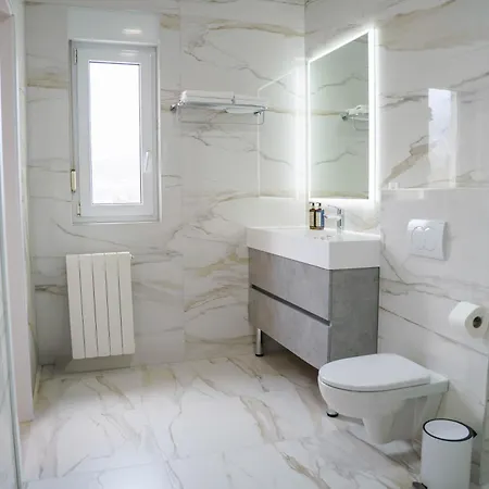 Luxury Apartments Villa Klara *