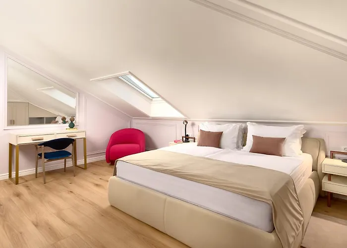 Luxury Klara 住宿加早餐酒店 5*