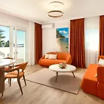 לינה וארוחת בוקר Luxury Klara