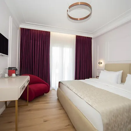 Luxury Apartments Villa Klara Bed & Breakfast 5*