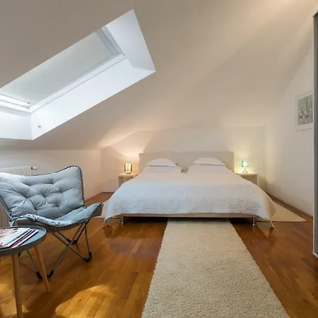 Bed & Breakfast Luxury Apartments Villa Klara 5*